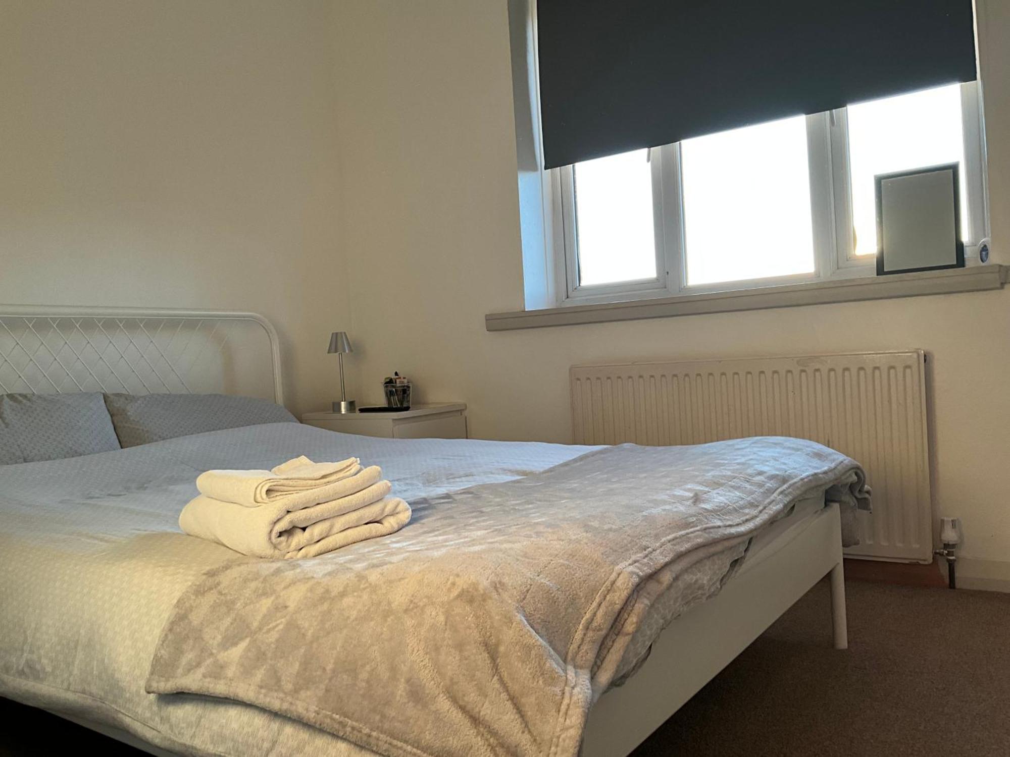 Comfy, Cosy Small Double With Wi-Fi Earley Eksteriør bilde