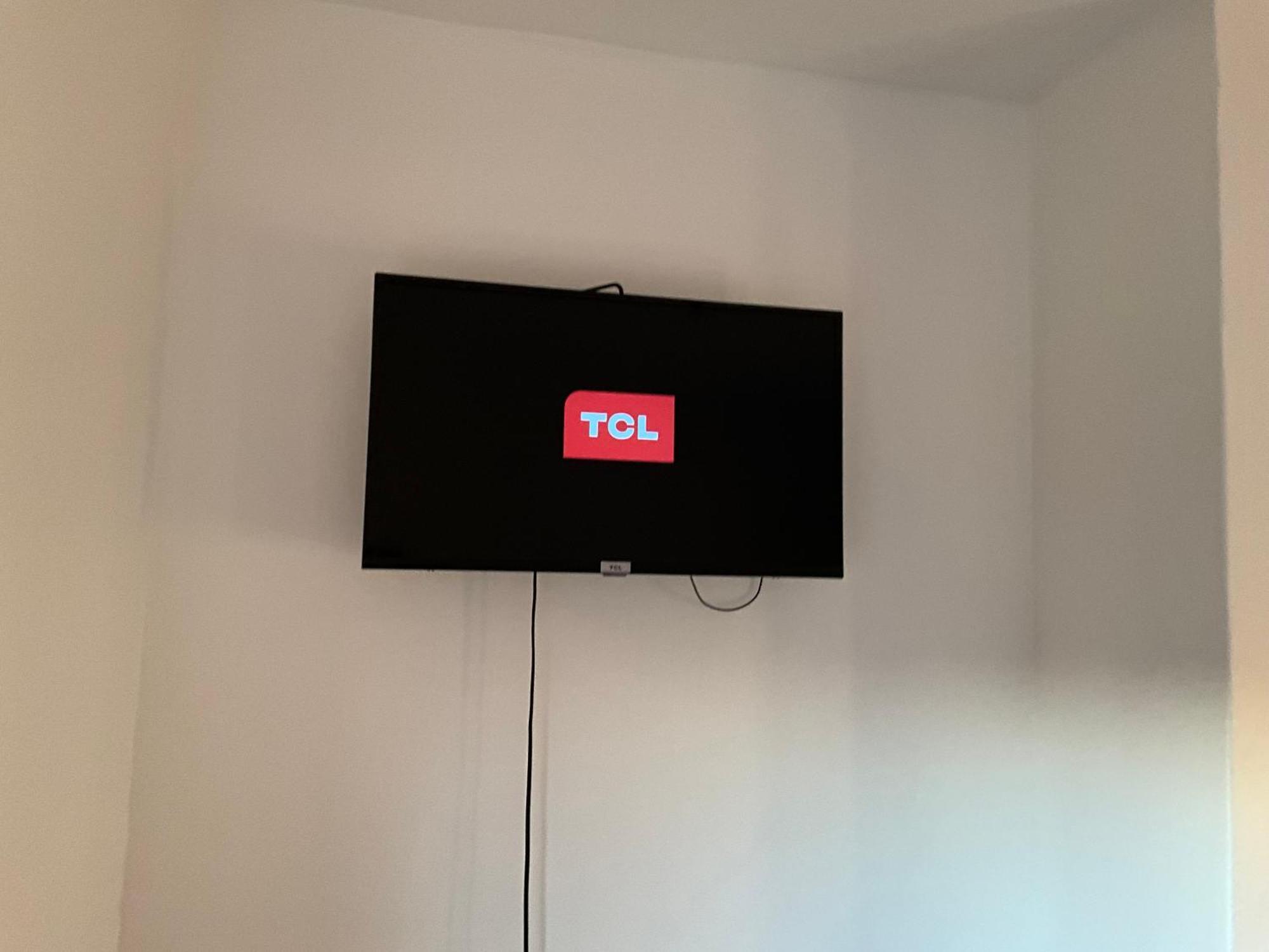 Comfy, Cosy Small Double With Wi-Fi Earley Eksteriør bilde
