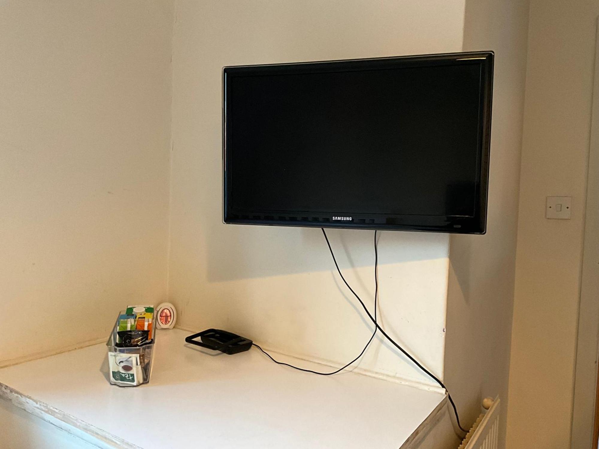Comfy, Cosy Small Double With Wi-Fi Earley Eksteriør bilde
